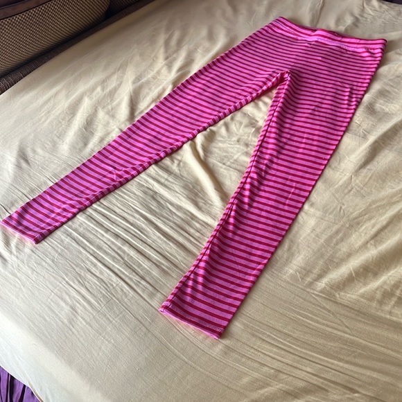 NWT Crewcuts Pink and Purple Striped Leggings in size 14 - Picture 5 of 6